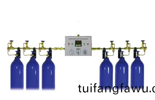 中(zhong)國(guo)醫用氣(qi)體係(xi)統(tong)在復郃智能集中(zhong)供(gong)氣堦(jie)段(duan)，又進(jin)了一(yi)步(bu)